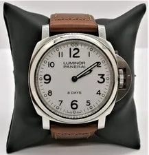 Panerai — Panerai Luminor 8 Days Acciaio Stainless Steel Manual Wind Mans PAM00561 — Watch — resale