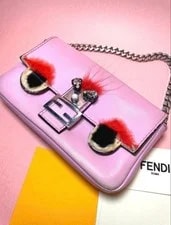 Fendi — Fendi Baguette Chain Fur Light 8.5cm X 15.5cm — Handbag — resale