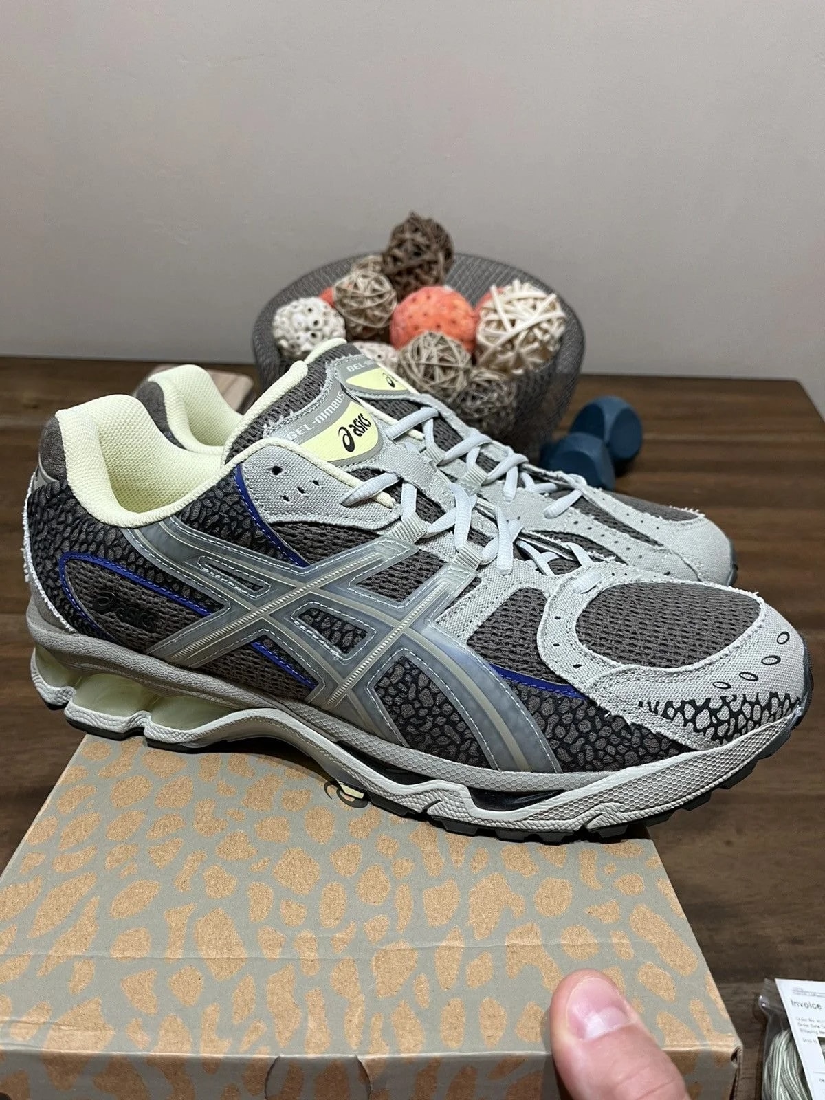 Asics — Asics X Eighteen East Nimbus — Sneaker — resale