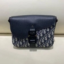 Dior — Dior Saddle Adjustable Strap Flap Closure - Excellent #1C6XA82 — Handbag — resale