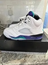 Jordan — Size 10 - Air Jordan 5 Retro 2025 Grape — Sneaker — resale