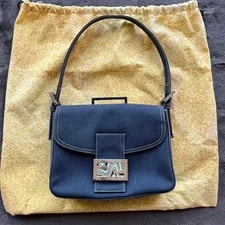 Fendi — Fendi Mamma Baguette Made Italy Authen — Handbag — resale