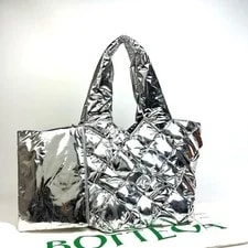 Bottega Veneta — Excellent Condition Bottega Veneta Metallic Cassette Ba — Handbag — resale