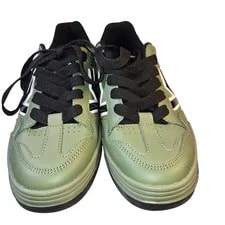 Vans — Vans Uplift Skate Shoes Sample 5.5 7 — Sneaker — resale
