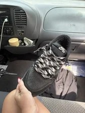 Travis Scott — Sneakers — Sneaker — resale