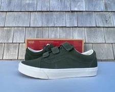 VANS — Vans Old Skool V Hook Loop / Size 11 NEW — Sneaker — resale