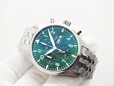 IWC — IWC Pilot Chronograph NEW Green Dial 43mm Stainless Steel Bracelet IW378006 — Watch — resale