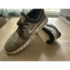 Nike SB — Nike SB Stefan Janoski Max Skate Shoes — Sneaker — resale