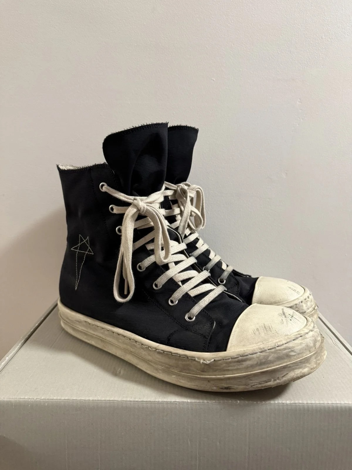 Rick Owens DRKSHDW — Rick Owens Drkshdw Pentagram Ramones — Sneaker — resale
