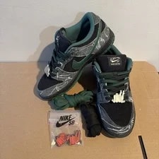 Nike SB — Nike SB Dunk Low X There Skateboards Ultra Humanized HF7743-001 Size 5.5Y New — Sneaker — resale