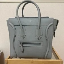 Celine — Celine Luggage With Wear 3 Years — Handbag — resale