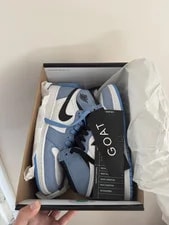 Air Jordan — Air Jordan 1 Retro High OG GS — Sneaker — resale