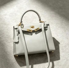 Hermès — Hermès Kelly 25 Flap Top Handle — Handbag — resale