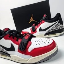Air Jordan — Air Jordan US 11.5 Nike Retro Legacy 312 Low CD7069 106 — Sneaker — resale