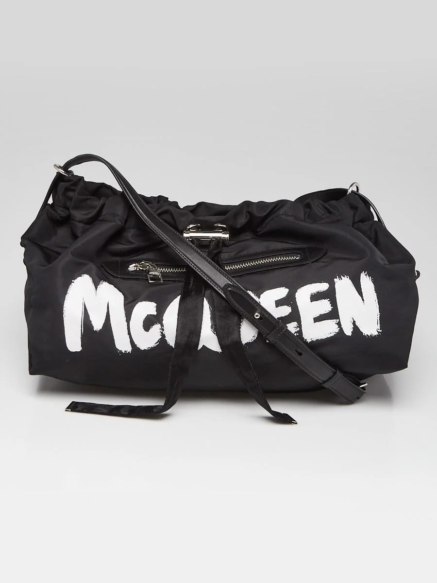 Alexander McQueen — Alexander McQueen the Bundle Drawstring — Handbag — resale