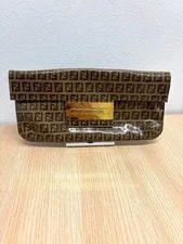 Fendi — Fendi Mamma Baguette Logo Plate — Handbag — resale