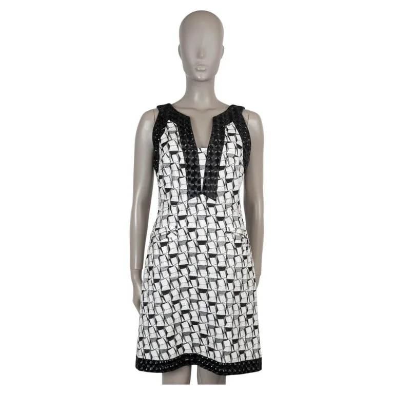 Chanel — Chanel Cotton 15C Dubai Geometric Dress 40 M — Clothing — resale