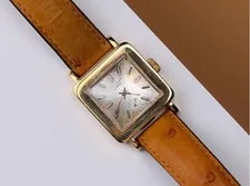 Patek Philippe — Patek Philippe Square Yellow Gold - Circa 1952 Reference 2444 Calatrava — Watch — resale