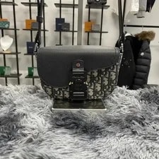 Dior — Dior Saddle Flap Small Crossbody Official — Handbag — resale