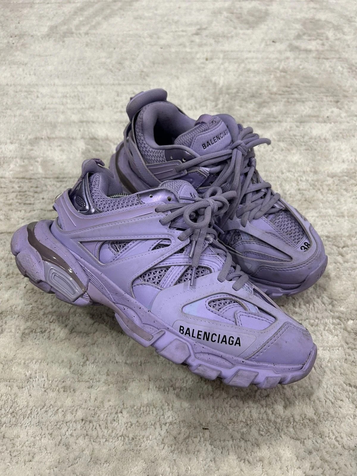 Balenciaga — Balenciaga Track Light — Sneaker — resale