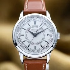 Patek Philippe — Patek Philippe Calatrava Weekly Calendar Silver Dial 40mm - Full Set 5212A-001 — Watch — resale