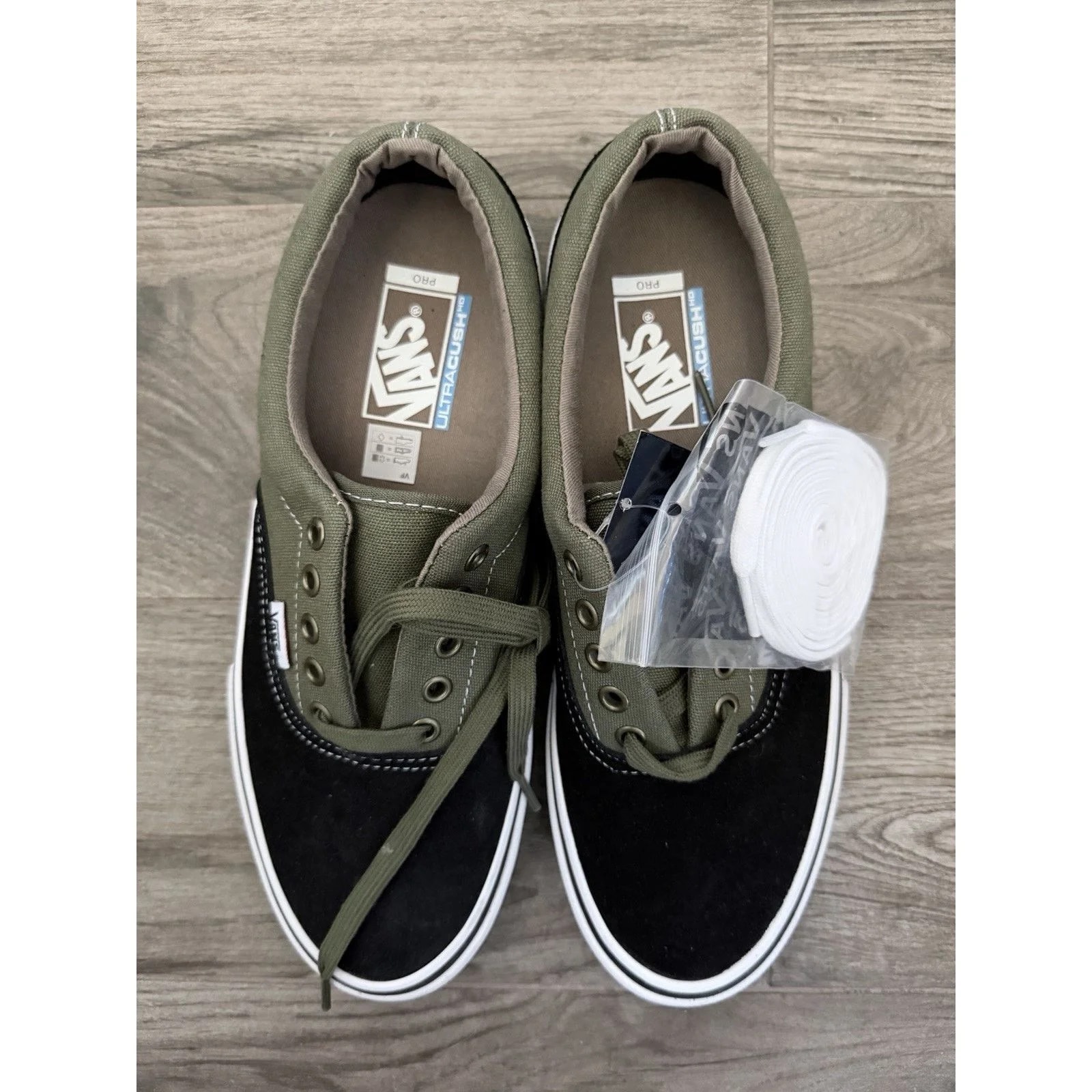 Vans — Vans Era Skate Shoes — Sneaker — resale
