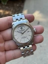 Tudor — Tudor Glamour 39mm 56000 — Watch — resale