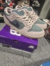 Nike SB — Nike SB Dunk Low Pro Mineral Dark Raisin HQ1625-300 Size 11.5 OG — Sneaker — resale