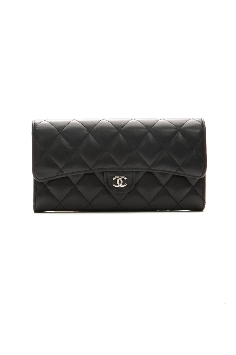 Chanel — Classic Flap Long Wallet — Handbag — resale
