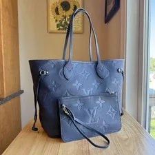 Louis Vuitton — Louis Vuitton Neverfull Set - ( Color) — Handbag — resale