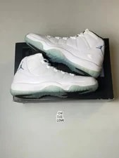 Jordan — Jordan 11 Retro Legend (2014) — Sneaker — resale
