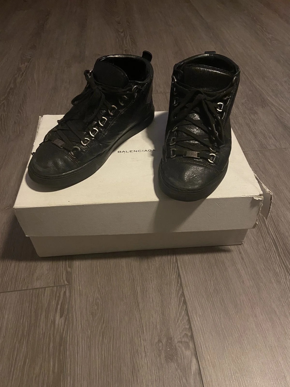Balenciaga — Balenciaga Arenas High Tops — Sneaker — resale