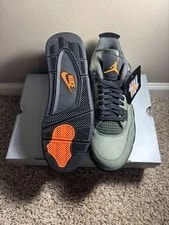 Jordan — Air Jordan 4 Undefeated 2025 — Sneaker — resale
