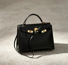 Hermès — Hermès Kelly 32 Flap Top Handle Chain Auth — Handbag — resale