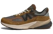 New Balance — New Balance 990v6 Carhartt Wip Sculpture Center - M990CH6 Size — Sneaker — resale