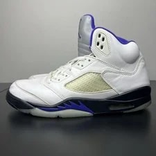 Jordan — Size 11 - Jordan 5 2022 — Sneaker — resale