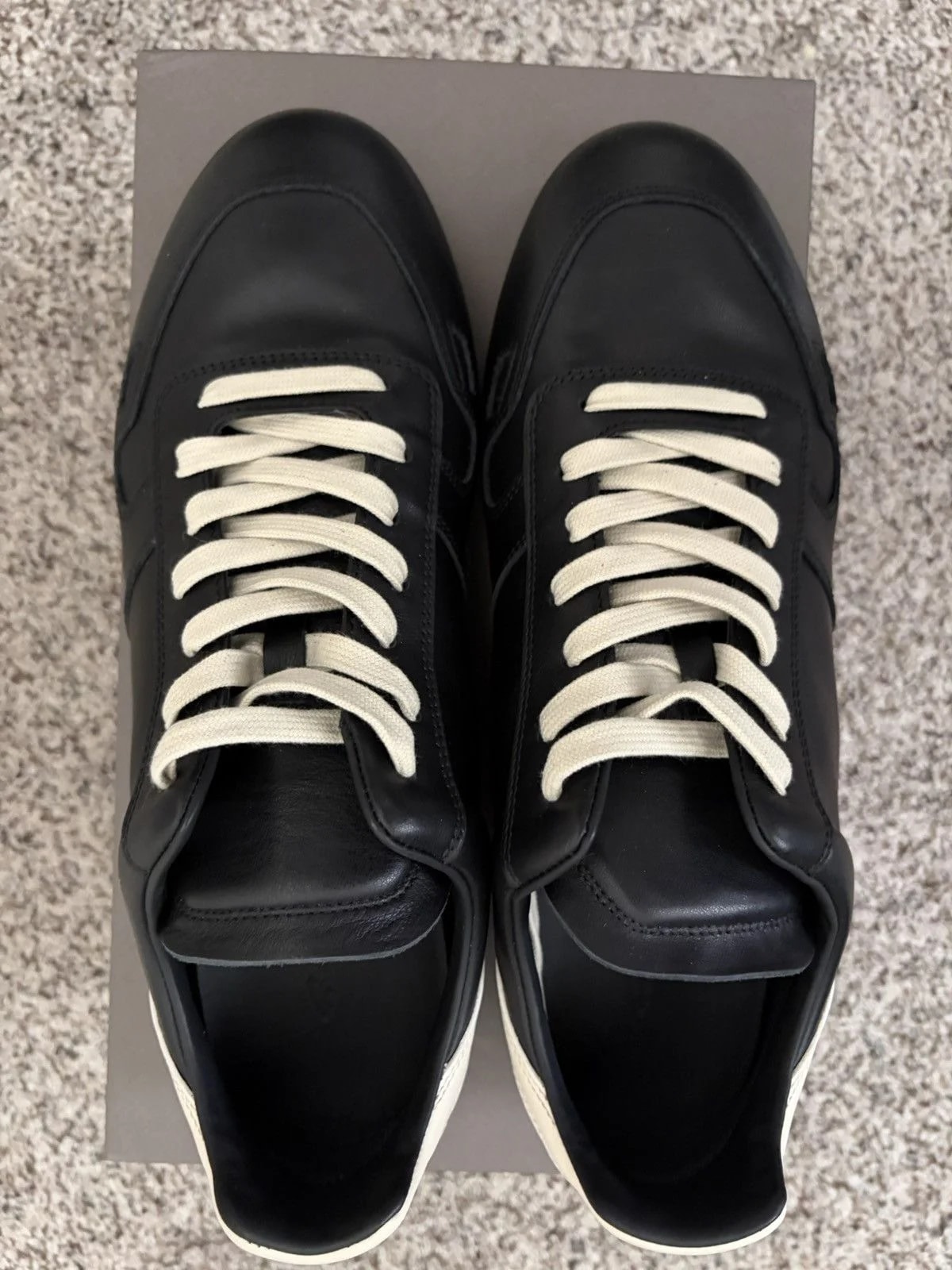 Rick Owens — Rick Owens Minimal / 43 — Sneaker — resale