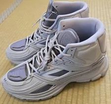 Reebok — 11.0US Reebok Premier Modern Collaboration Limited Edition Model V — Sneaker — resale