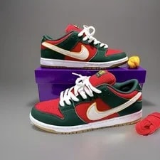 Nike SB — Nike SB Dunk Low Pro Size 11 FZ1287-300 Seattle Supersonics — Sneaker — resale