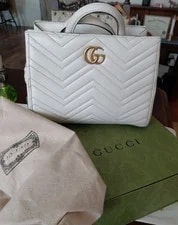 Gucci — Gucci GG Marmont Matelasse Medium Box — Handbag — resale