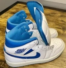 Air Jordan — Air Jordan 1 Mid Industrial — Sneaker — resale