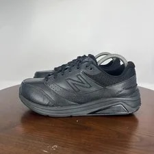 New Balance — New Balance 928v3 Shoes 7 2E Wide Rollbar Walking — Sneaker — resale