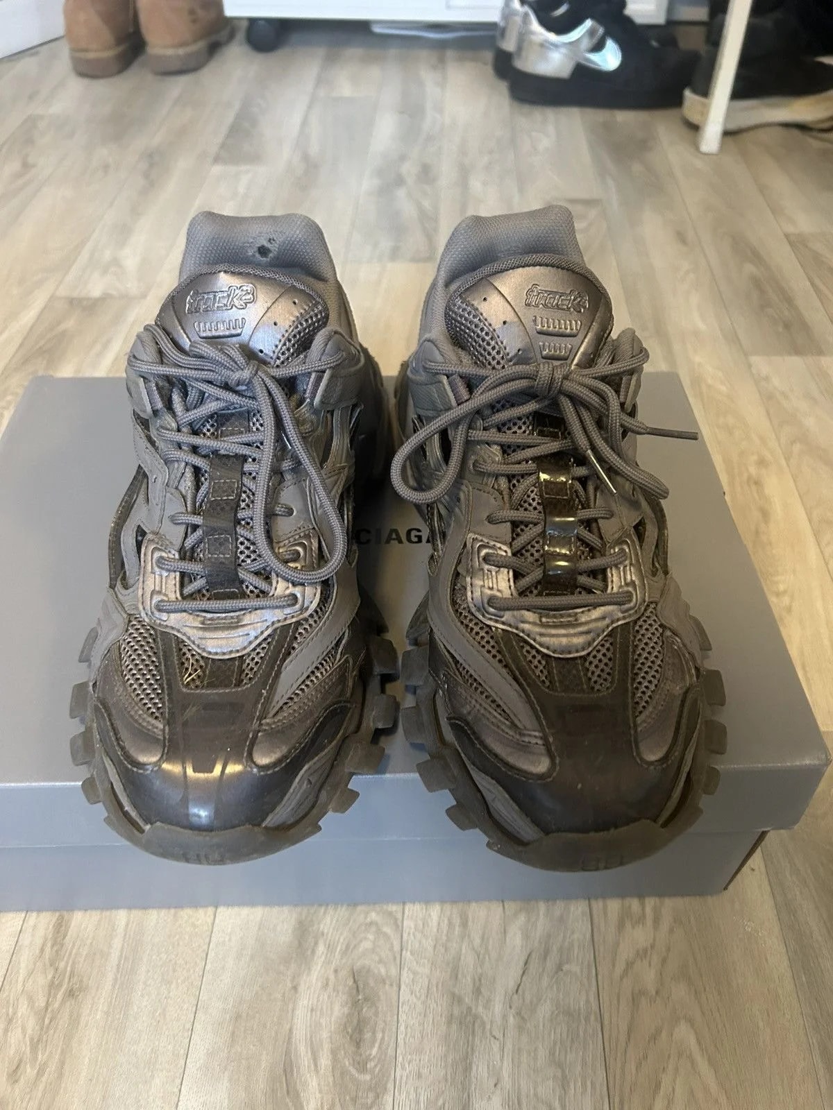 Balenciaga — Balenciaga Track 2 “Dark ” — Sneaker — resale