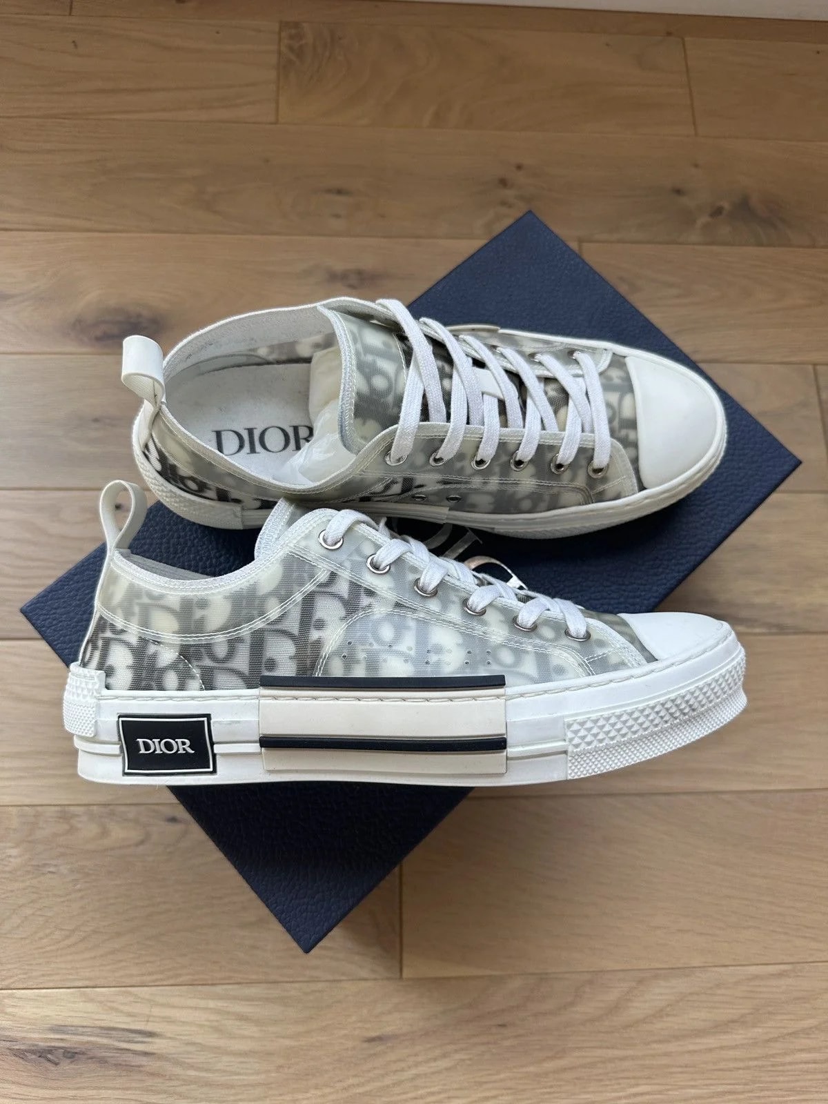 Dior — ’s Low Top B23 — Sneaker — resale