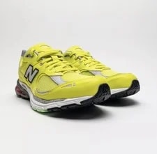 New Balance — New Balance 2002R M2002RLC Sulpher / Athletic — Sneaker — resale