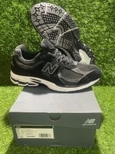 New Balance — New Balance 2002R Running M2002RBK — Sneaker — resale