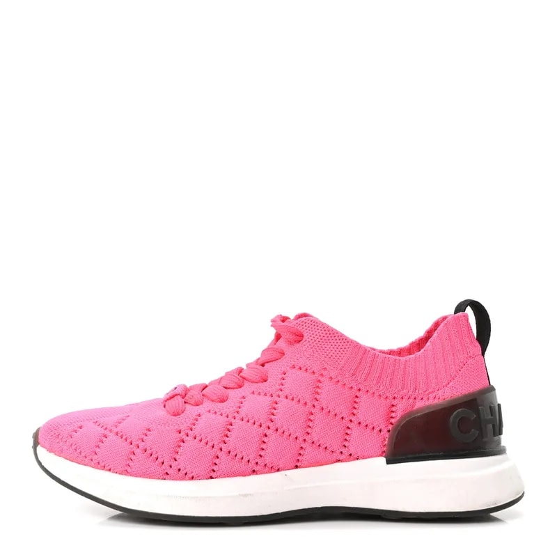 Chanel — Mixed Fibers Quilted CC Sneakers 37.5 Bright — Sneaker — resale