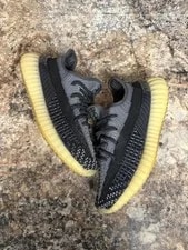 Yeezy β Yeezy 350 Size 7.5 9 Wmns Authentic Shoes β Sneaker β resale