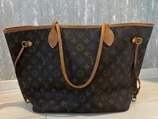 Louis Vuitton — Authentic Louis Vuitton Neverfull Mmonogram — Handbag — resale