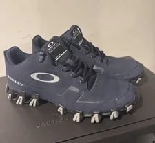 Oakley — Oakley Teeth Flesh Iconic Collection — Sneaker — resale
